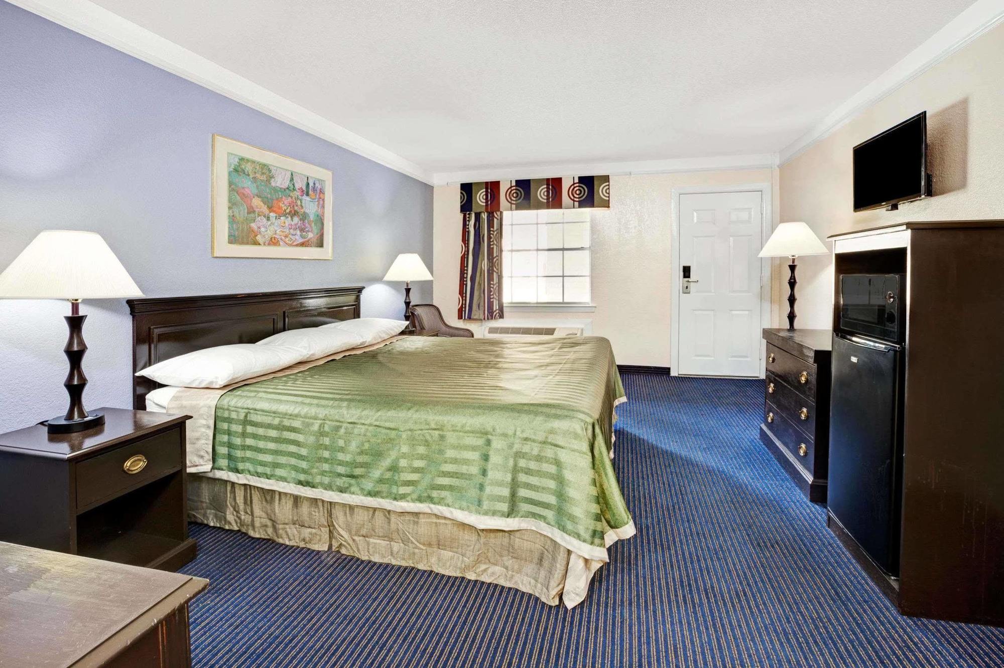 Hotel Travelodge By Wyndham North Richland Hills/dallas/ft Worth