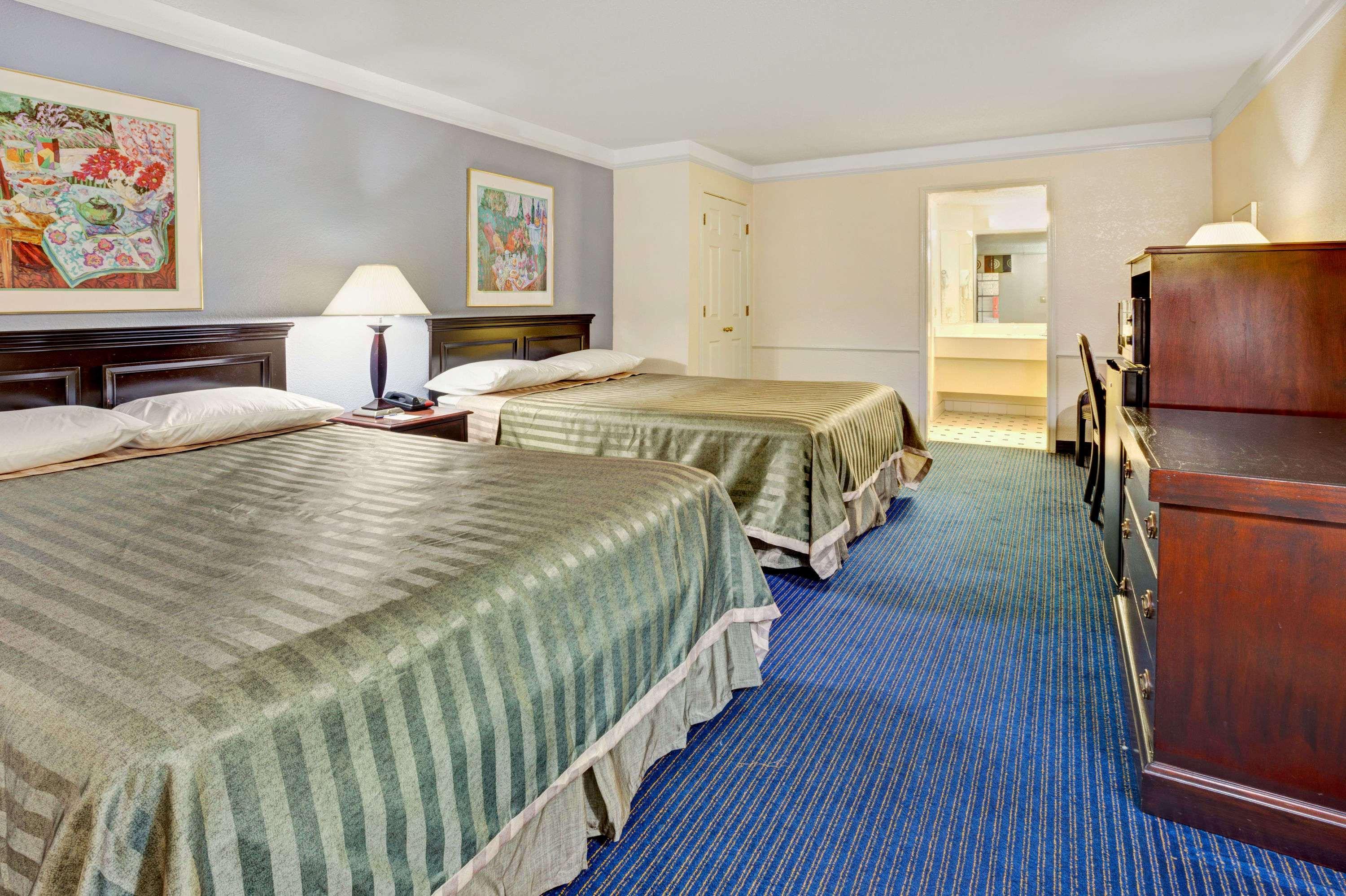 Hotel Travelodge By Wyndham North Richland Hills/dallas/ft Worth