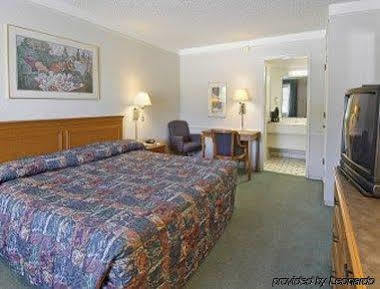 Travelodge By Wyndham North Richland Hills/dallas/ft Worth 2* North Richland Hills
